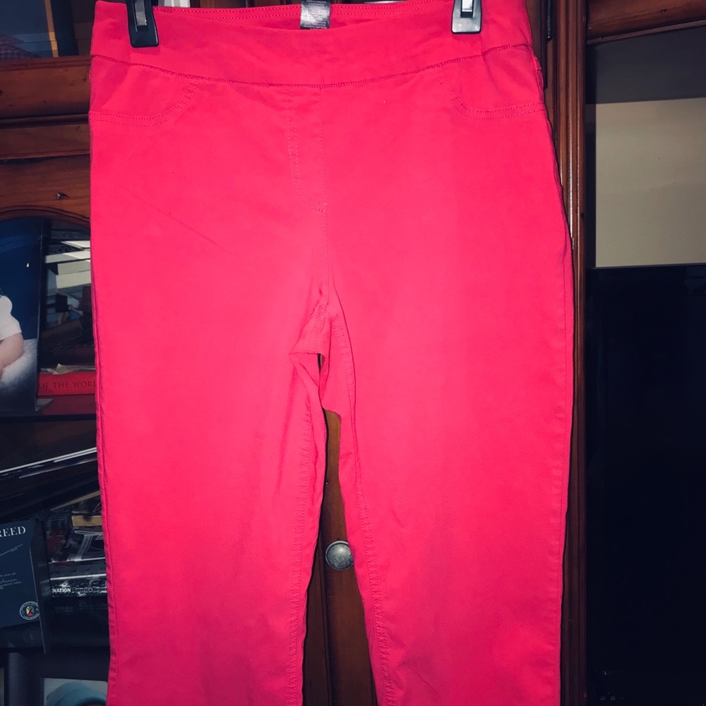 Slim-sation by multiples. Women’s Capri pants.